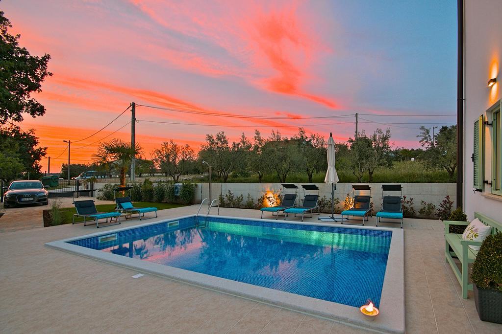 Villa Barbara Selina Exterior photo